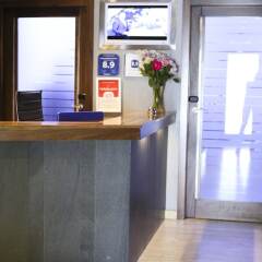 Отель Pebbles Boutique Aparthotel интерьер отеля