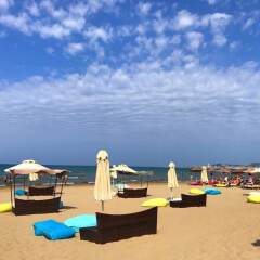 Отель Tropikal Resort Албания, Дуррес - отзывы, цены и фото номеров - забронировать отель Tropikal Resort онлайн пляж фото 2