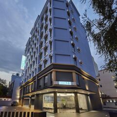 Hotel 81 Orchid вид на фасад фото 2