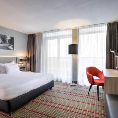 Отель Ramada Amsterdam Airport Schiphol Hotel Нидерланды, Бадхевердорп - 9 отзывов об отеле, цены и фото номеров - забронировать отель Ramada Amsterdam Airport Schiphol Hotel онлайн комната для гостей фото 5