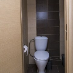 Отель Guedin Sea Side House ванная