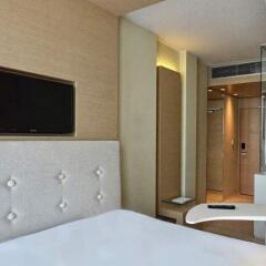 Sound Garden Hotel Airport интерьер отеля фото 3