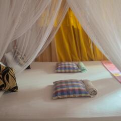 Отель Fort Fifty Inn ванная