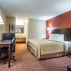Отель Quality Inn And Suites Monroe удобства в номере фото 2