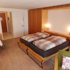 Отель La Sarine 112 - One Bedroom сейф в номере