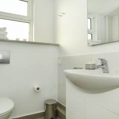 Отель The coolest loft & terrace Varkiza SV Греция, Вари-Вула-Вулиагмени - отзывы, цены и фото номеров - забронировать отель The coolest loft & terrace Varkiza SV онлайн ванная