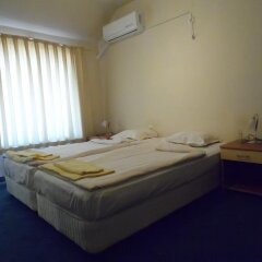 Отель Amigos - Full Board Болгария, Аврен - отзывы, цены и фото номеров - забронировать отель Amigos - Full Board онлайн комната для гостей фото 4