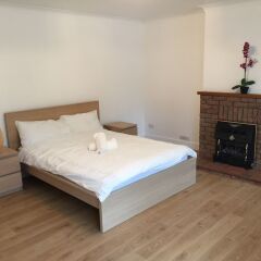 Апартаменты Heathrow LHR Apartments комната для гостей фото 4