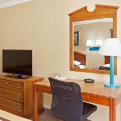 Отель Super 8 by Wyndham Los Angeles Downtown удобства в номере