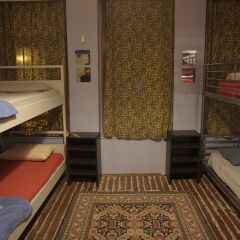 Chilloutlya Hostel&Bar комната для гостей