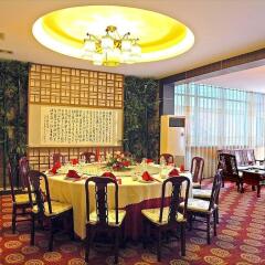 Tielong Hotel питание