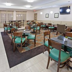 La Quinta Inn & Suites by Wyndham Corpus Christi Airport in Corpus Christi, United States of America from 112$, photos, reviews - zenhotels.com meals