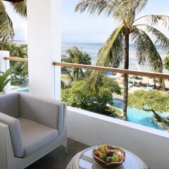 Отель Nikko Bali Benoa Beach Индонезия, Бали - отзывы, цены и фото номеров - забронировать отель Nikko Bali Benoa Beach онлайн балкон