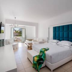 Astro Palace Hotel & Suites комната для гостей фото 2