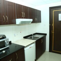 Golden Square Hotel Apartments в номере фото 2