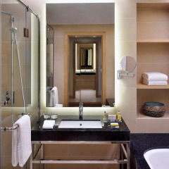 Kigali Marriott Hotel in Kigali, Rwanda from 356$, photos, reviews - zenhotels.com bathroom