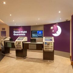 Отель Premier Inn Brighton City Centre Великобритания, Брайтон - отзывы, цены и фото номеров - забронировать отель Premier Inn Brighton City Centre онлайн банкомат