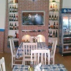 Отель Family Hotel White House Болгария, Поморие - отзывы, цены и фото номеров - забронировать отель Family Hotel White House онлайн питание