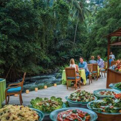 Four Seasons Resort Bali at Sayan - CHSE Certified in Ubud, Indonesia from 1165$, photos, reviews - zenhotels.com meals