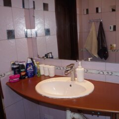 Гостиница Belka Hostel в Москве отзывы, цены и фото номеров - забронировать гостиницу Belka Hostel онлайн Москва ванная