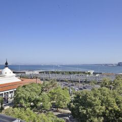 Апартаменты Lisbon Five Stars Apartments 8 Building балкон
