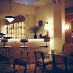 Отель Hôtel Habituel гостиничный бар