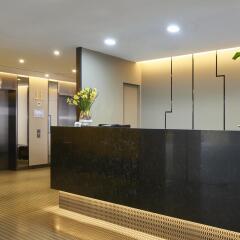 Hotel 81 Gold интерьер отеля фото 2