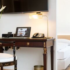 Отель Derag Livinghotel De Medici Германия, Дюссельдорф - 1 отзыв об отеле, цены и фото номеров - забронировать отель Derag Livinghotel De Medici онлайн удобства в номере фото 2
