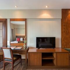 Отель Ramada Plaza by Wyndham Bangkok Menam Riverside удобства в номере