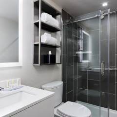 Отель TownePlace Suites by Marriott New York Manhattan/ ванная фото 2