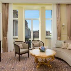 Lotte Hotel St. Petersburg 5* Номер Heavenly с двуспальной кроватью фото 8