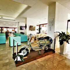 Hotel De Amicis Риччоне фитнесс-зал