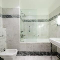 Hotel Bristol, A Luxury Collection Hotel, Warsaw ванная фото 2
