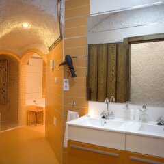 Отель Cuevalia. Alojamiento Rural En Cueva Сьерра-Невада ванная