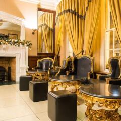 Russell Court Hotel интерьер отеля