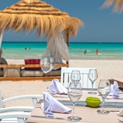 Отель Yadis Djerba Golf Thalasso & Spa Тунис, Мидун - отзывы, цены и фото номеров - забронировать отель Yadis Djerba Golf Thalasso & Spa онлайн пляж
