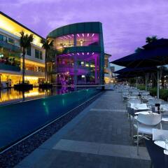 Отель ONE°15 Marina Club Singapore бассейн