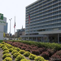Отель Holiday Inn Columbus Downtown Capitol Square фото 3