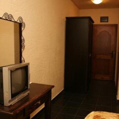 Отель Boutique Hotel Colosseo Болгария, Сандански - отзывы, цены и фото номеров - забронировать отель Boutique Hotel Colosseo онлайн вестибюль