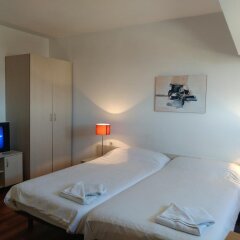 Апартаменты Gondola Apartments & Suites Банско комната для гостей фото 3