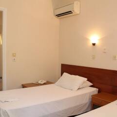 Nefeli Hotel сейф в номере
