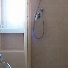 Hotel Universo Римини ванная