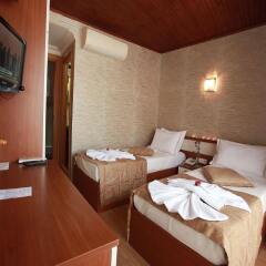Arife Sultan Hotel сейф в номере