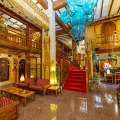 Roman Boutique Hotel интерьер отеля