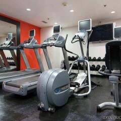 Отель Hilton Mexico City Airport Мехико фитнесс-зал