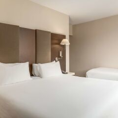 Отель NH Brussels Stéphanie комната для гостей фото 3