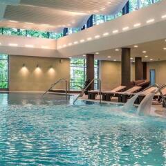 Гостиница Parklane Resort and Spa в Санкт-Петербурге - забронировать гостиницу Parklane Resort and Spa, цены и фото номеров Санкт-Петербург бассейн фото 2