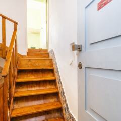 Отель Downtown Duplex by Homing удобства в номере фото 2