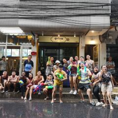 HQ hostel Silom развлечения