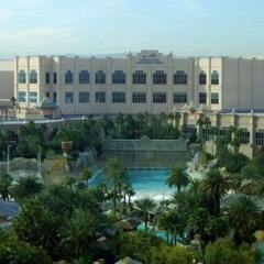 Отель Mandalay Bay Resort And Casino пляж